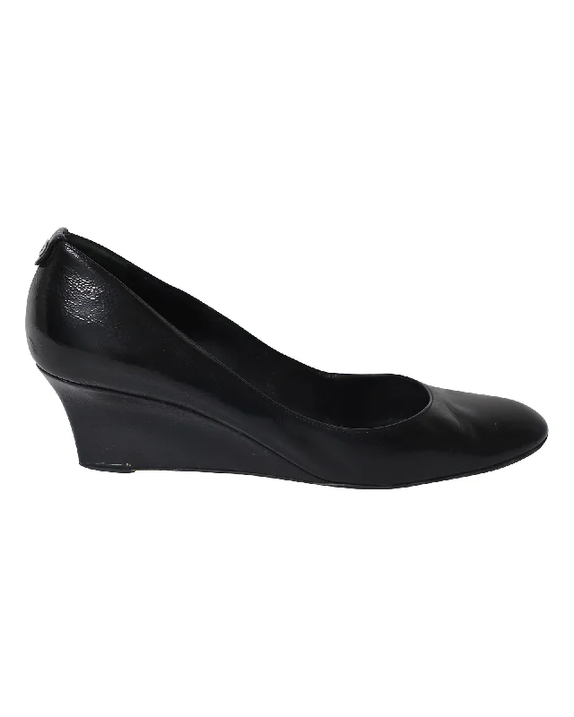 Gucci Interlocking G Wedge Court Heels in Black Leather